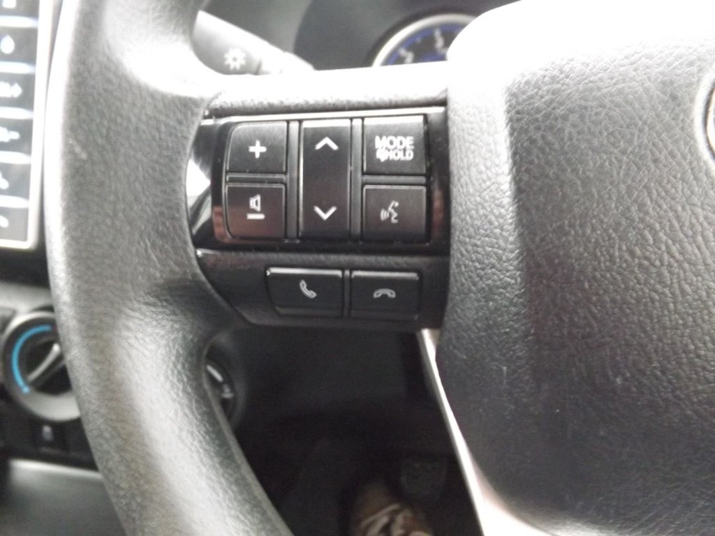 Used Toyota Hilux 2019 for sale - 77024086: Photo 20