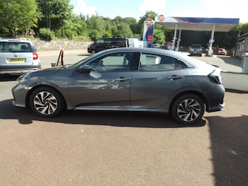 Used Honda Civic 2019 for sale - 78887281: Photo