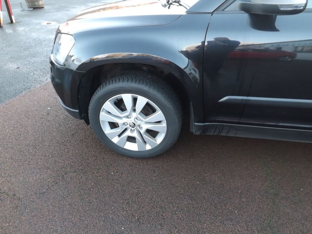 Used Skoda Yeti 2017 for sale - 77212845: Photo 5