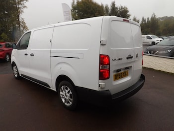 Used Vauxhall Vivaro 2019 for sale - 77024076: Photo