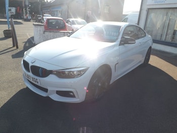 Used BMW 4 Series 2017 for sale - 77024077: Photo