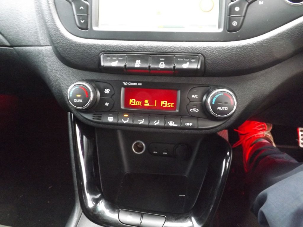 Used Kia Pro Ceed 2013 for sale - 77477321: Photo 16