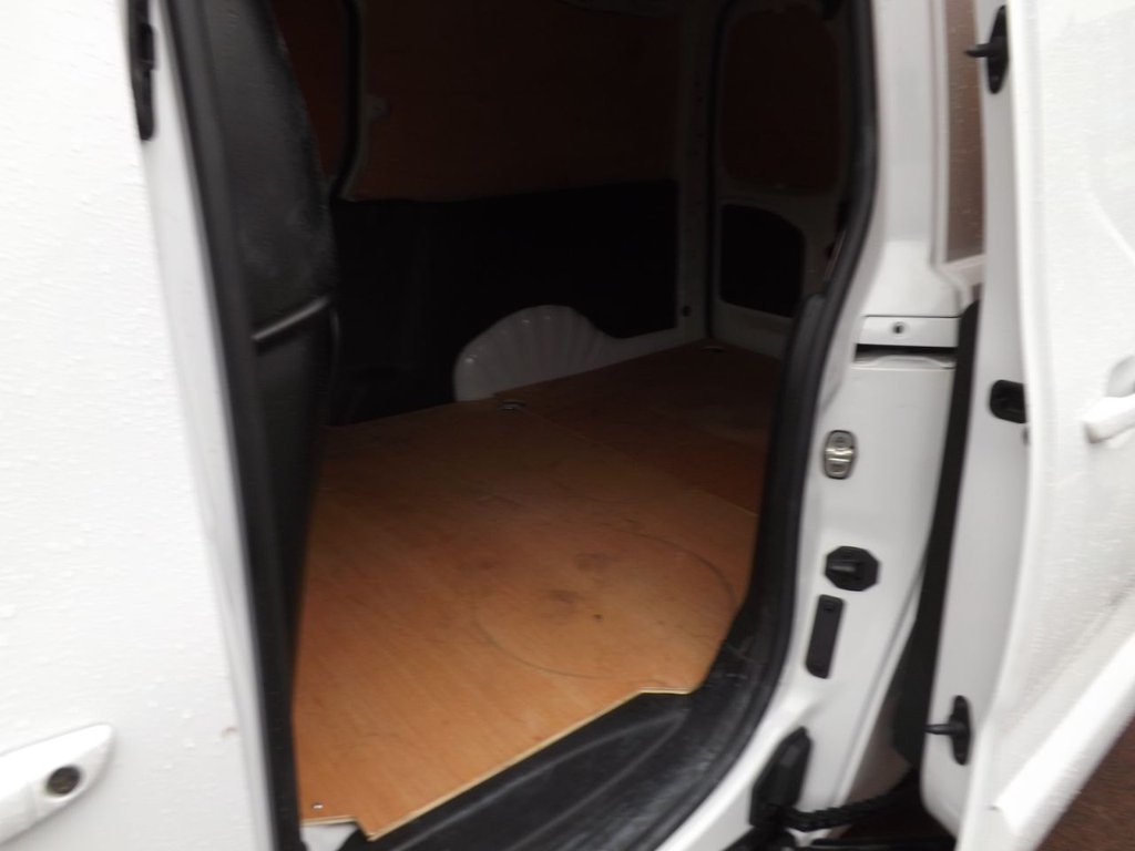 Used Vauxhall Combo 2023 for sale - 76163015: Photo 5
