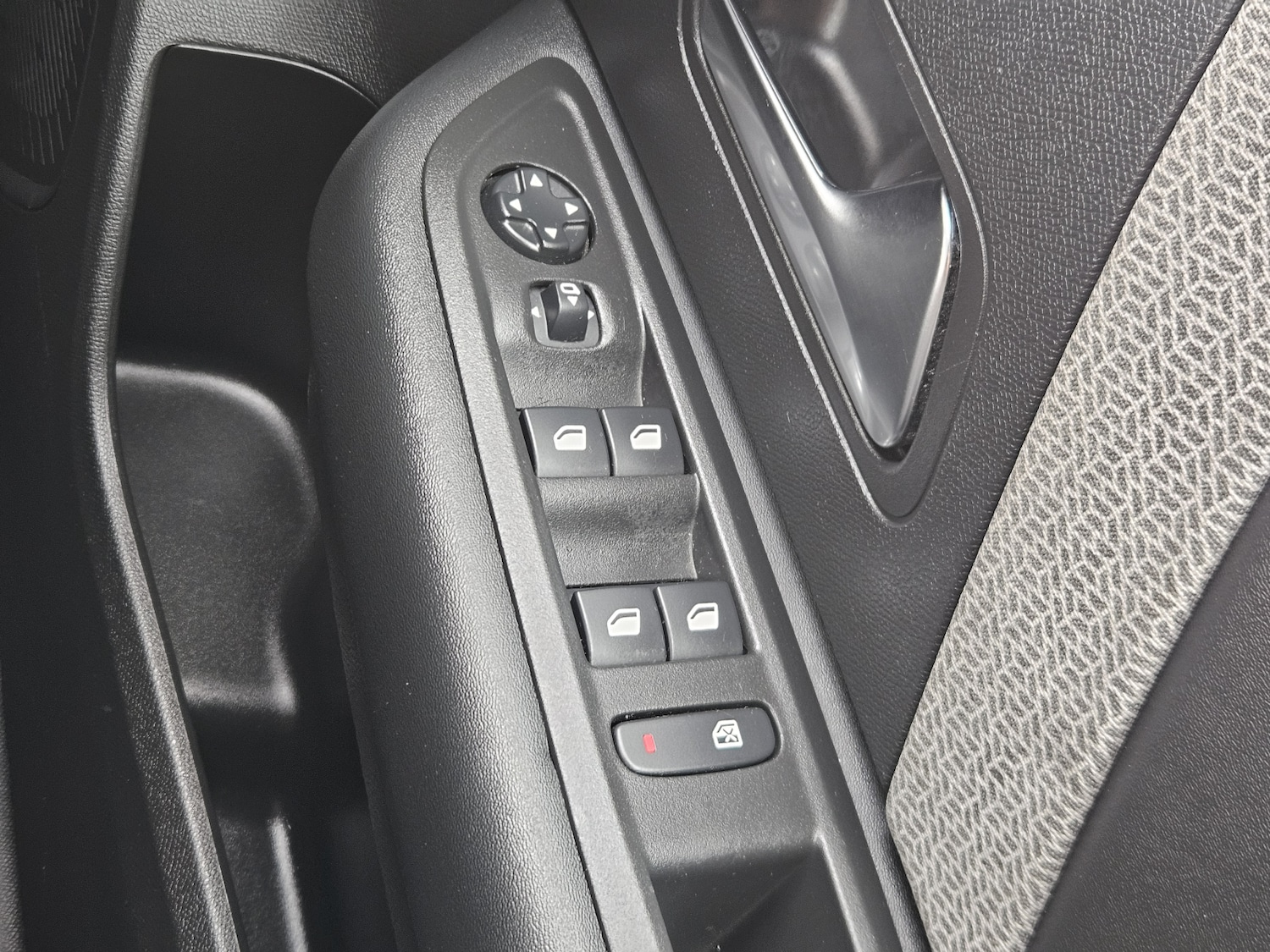 Used Citroen C4 2024 for sale - 77653133: Photo 20