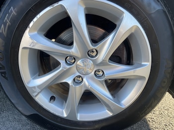 Used Peugeot 208 2015 for sale - 77099033: Photo