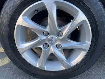 Used Peugeot 208 2015 for sale - 77099033: Photo