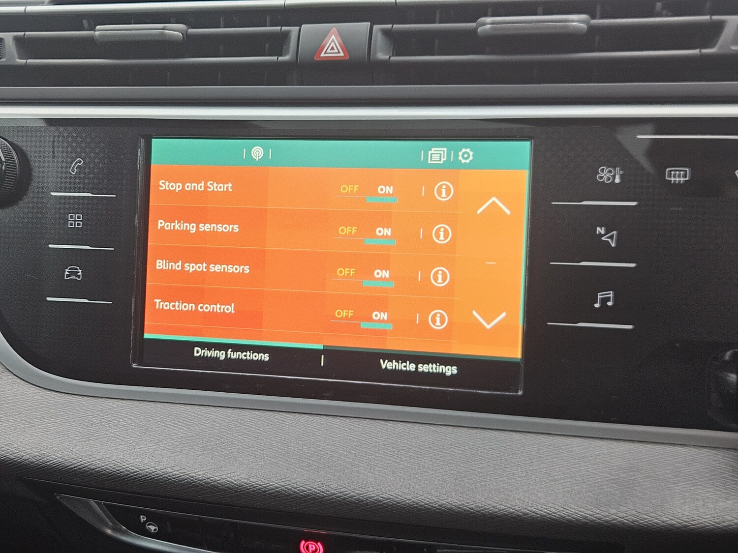 Used Citroen Grand C4 Picasso 2019 for sale - 77942061: Photo 23