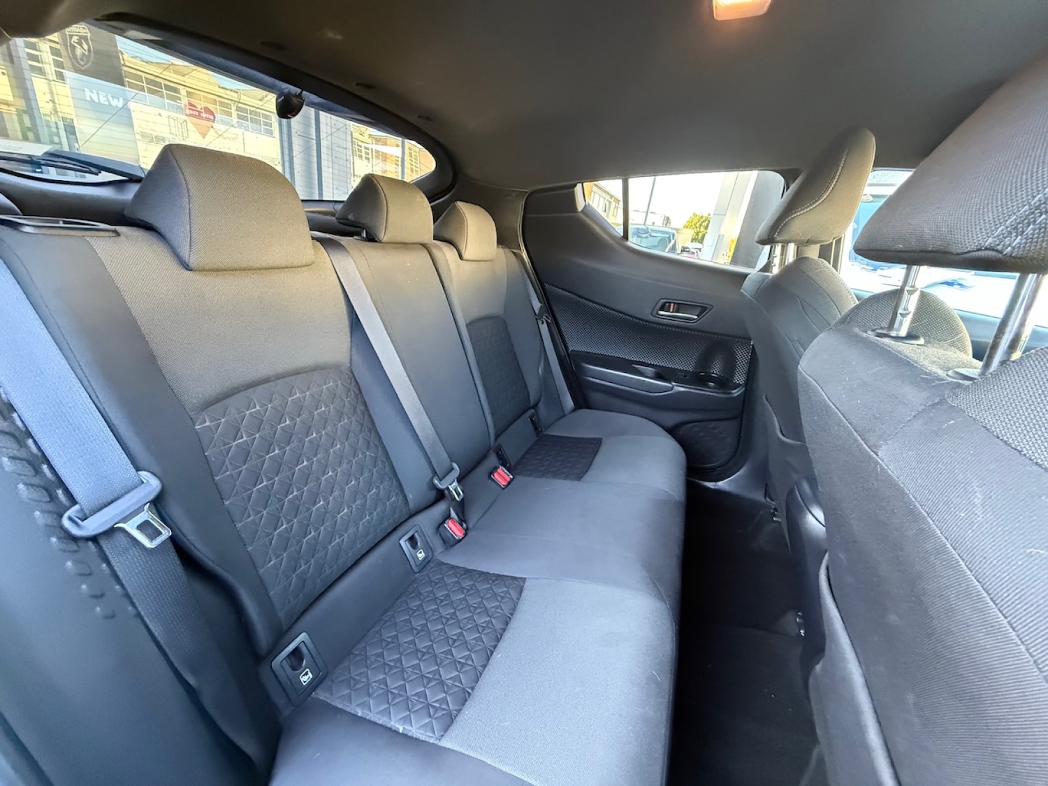 Used Toyota C-HR 2020 for sale - 76037833: Photo 17