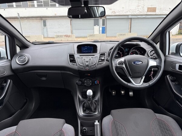 Used Ford Fiesta 2017 for sale - 76196134: Photo 19