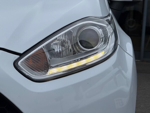 Used Ford Fiesta 2017 for sale - 76196134: Photo 3