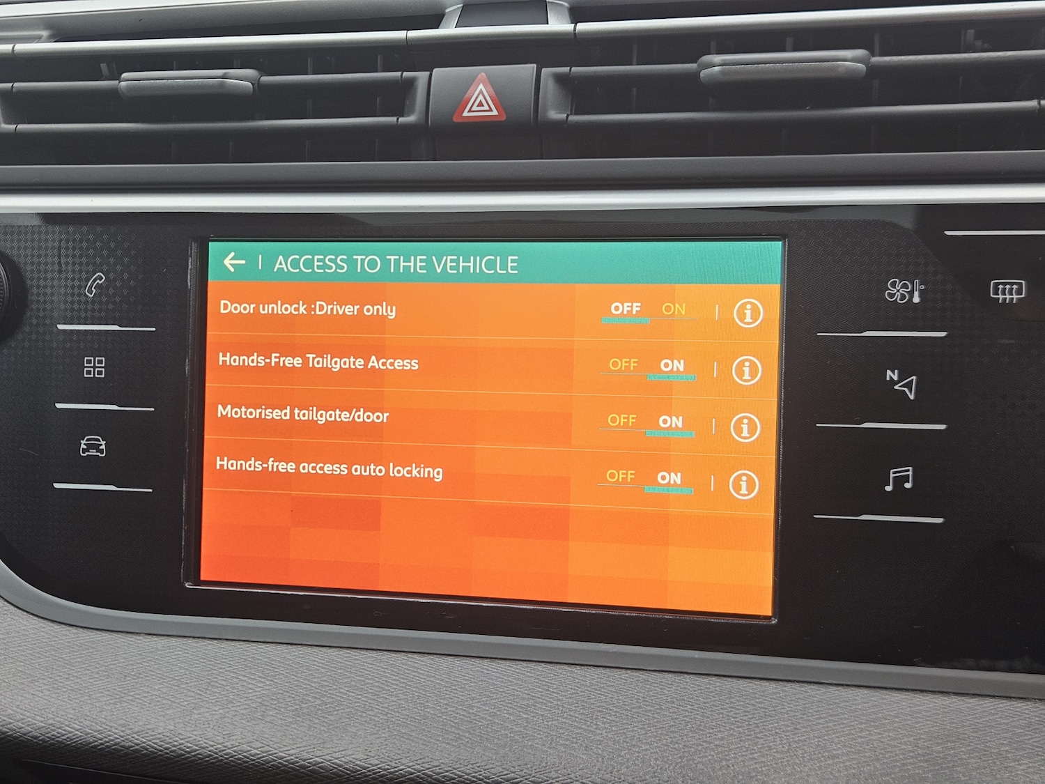 Used Citroen C4 Grand Picasso 2019 for sale - 76321944: Photo 24