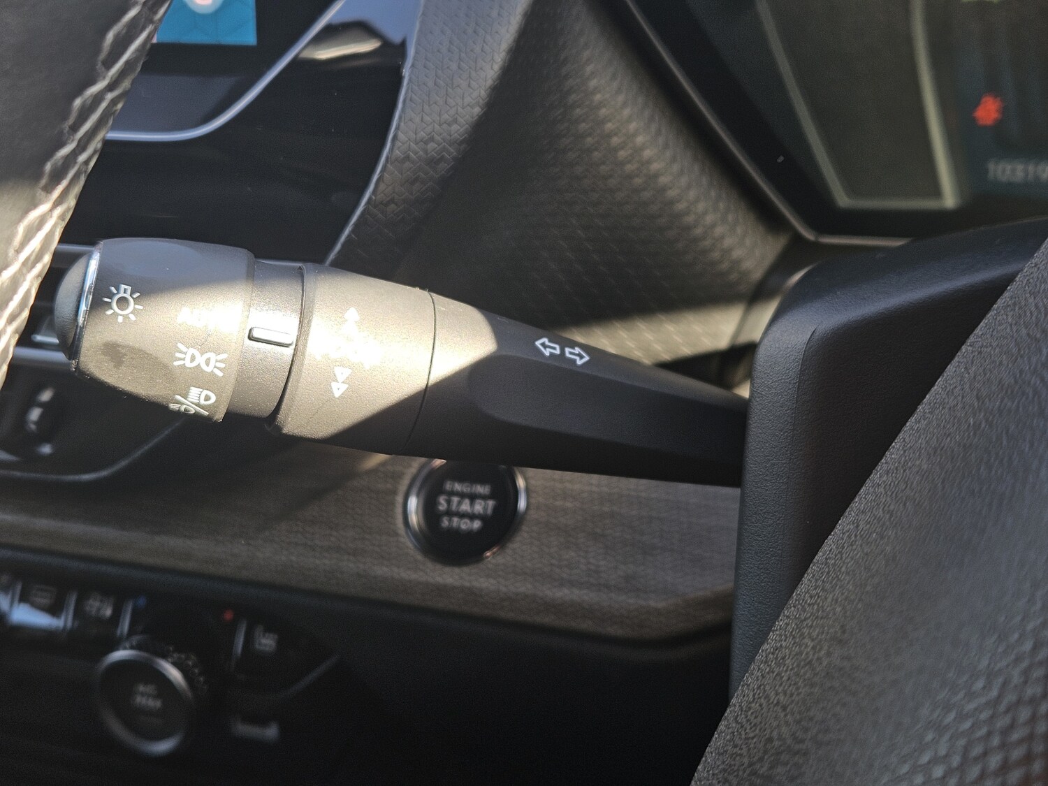 Used Citroen C5 X 2024 for sale - 77630819: Photo 17