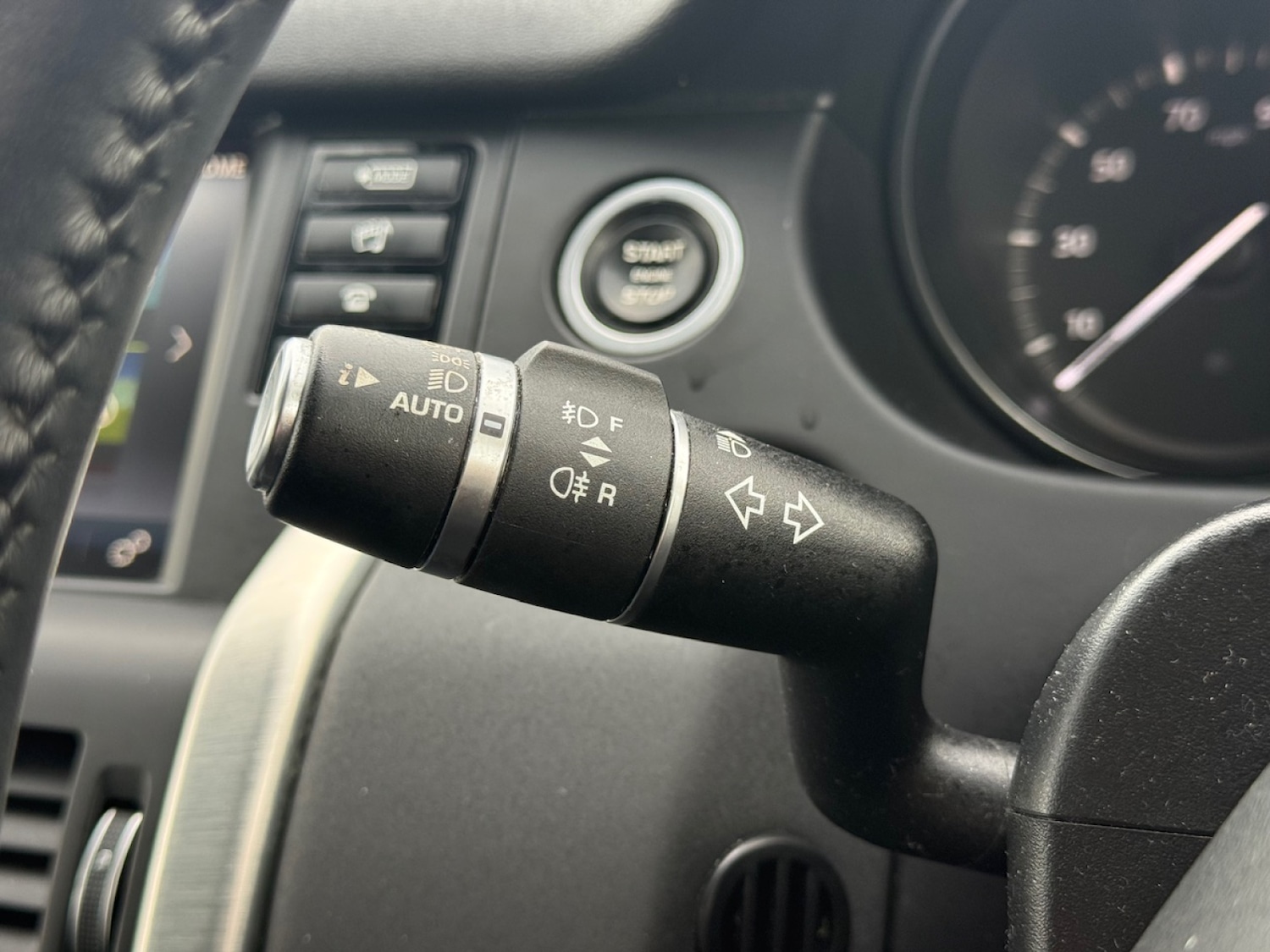 Used Land Rover Discovery Sport 2018 for sale - 76870171: Photo 6