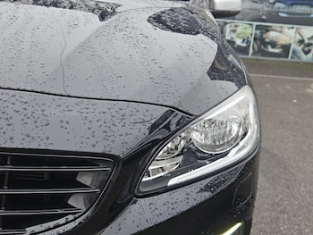 Used Volvo V60 2017 for sale - 76933163: Photo