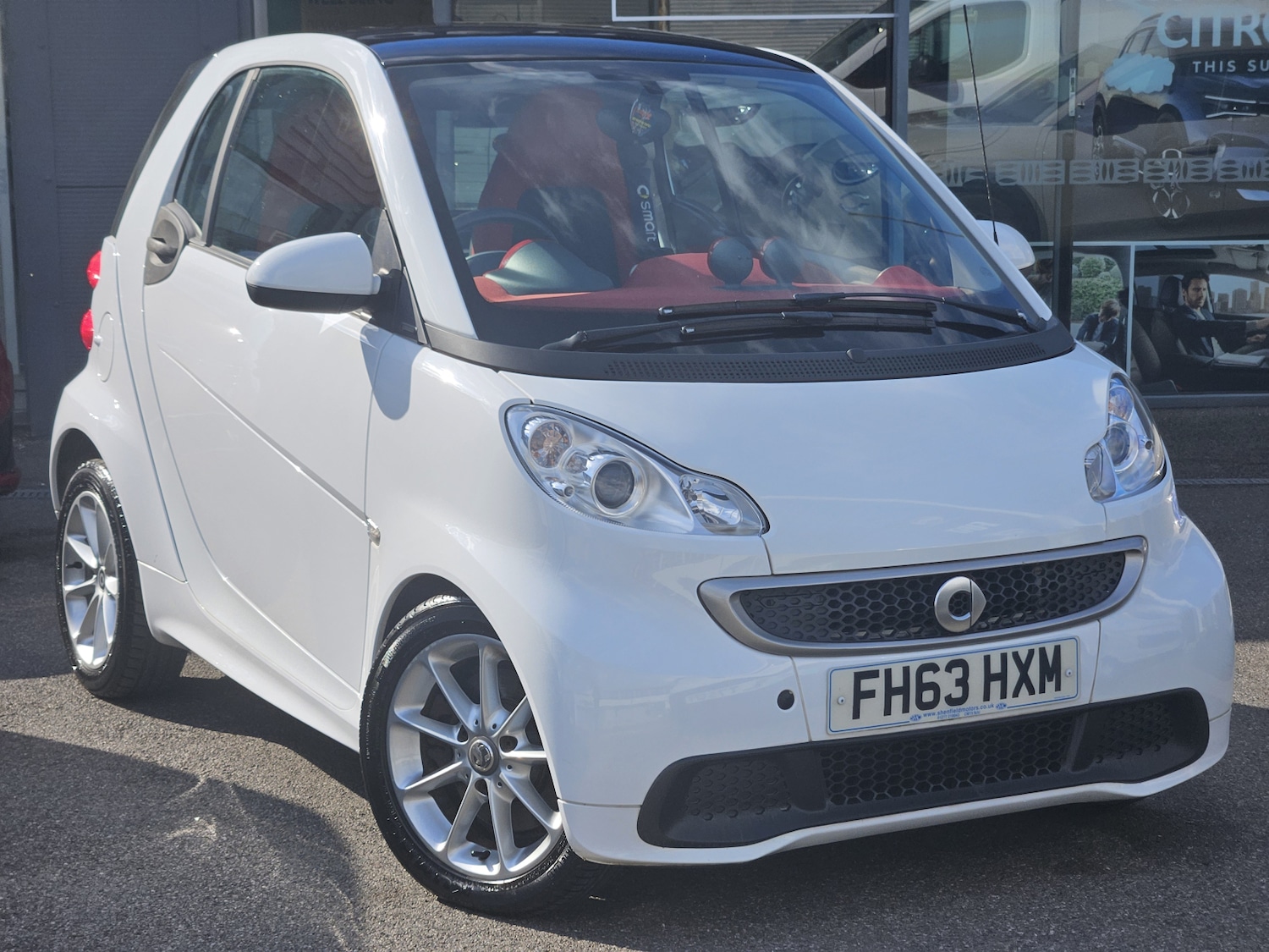 Used smart fortwo 2014 for sale - 76074355: Photo 1
