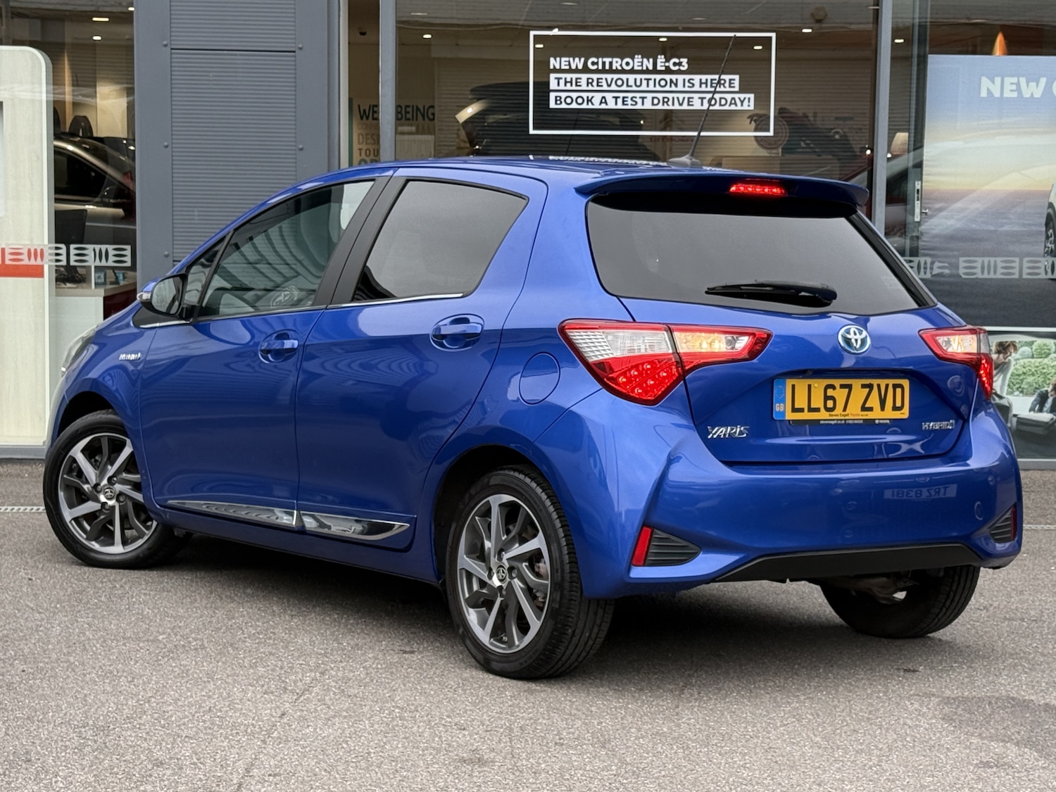 Used Toyota Yaris 2018 for sale - 76022023: Photo 4