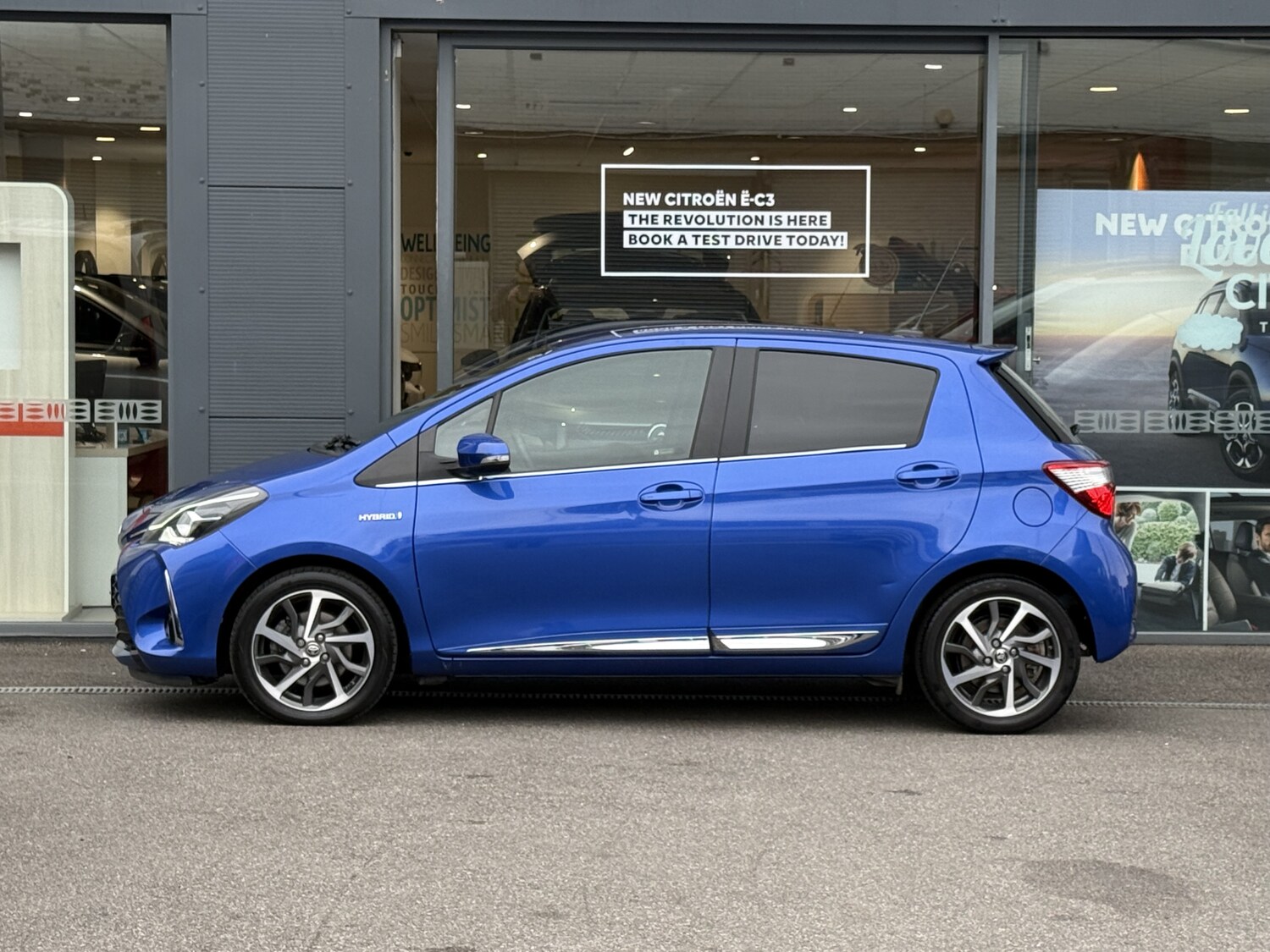 Used Toyota Yaris 2018 for sale - 76022023: Photo 6