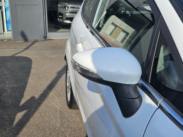 Used Ford Fiesta 2015 for sale - 75467899: Photo 12