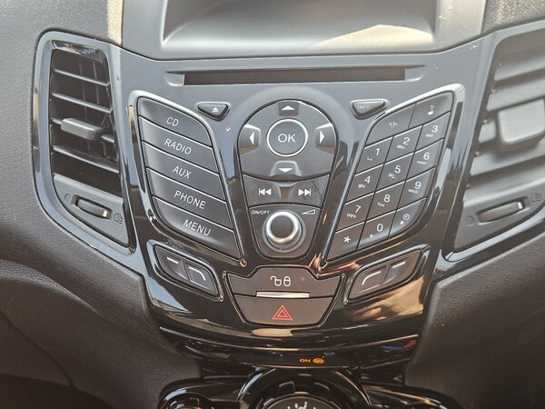 Used Ford Fiesta 2015 for sale - 75467899: Photo 22