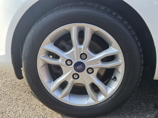 Used Ford Fiesta 2015 for sale - 75467899: Photo 8