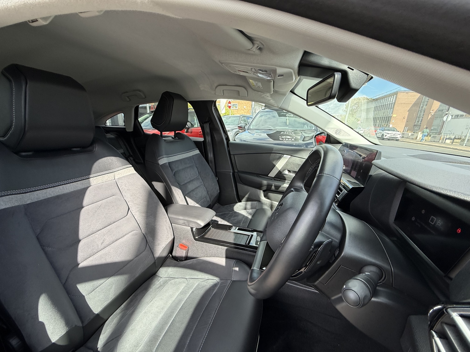 Used Citroen C4 2024 for sale - 75763881: Photo 17