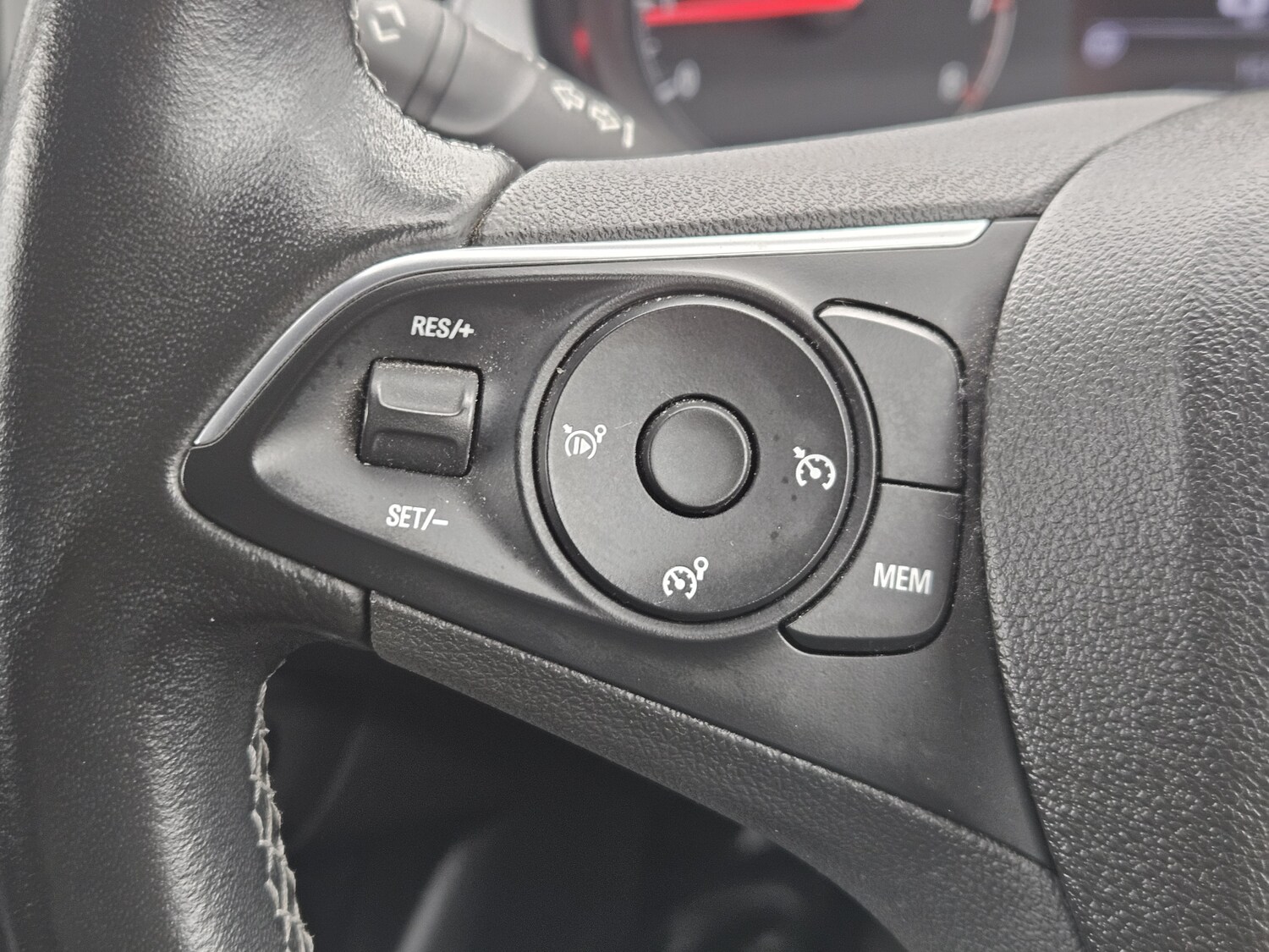 Used Vauxhall Crossland X 2018 for sale - 76321893: Photo 13