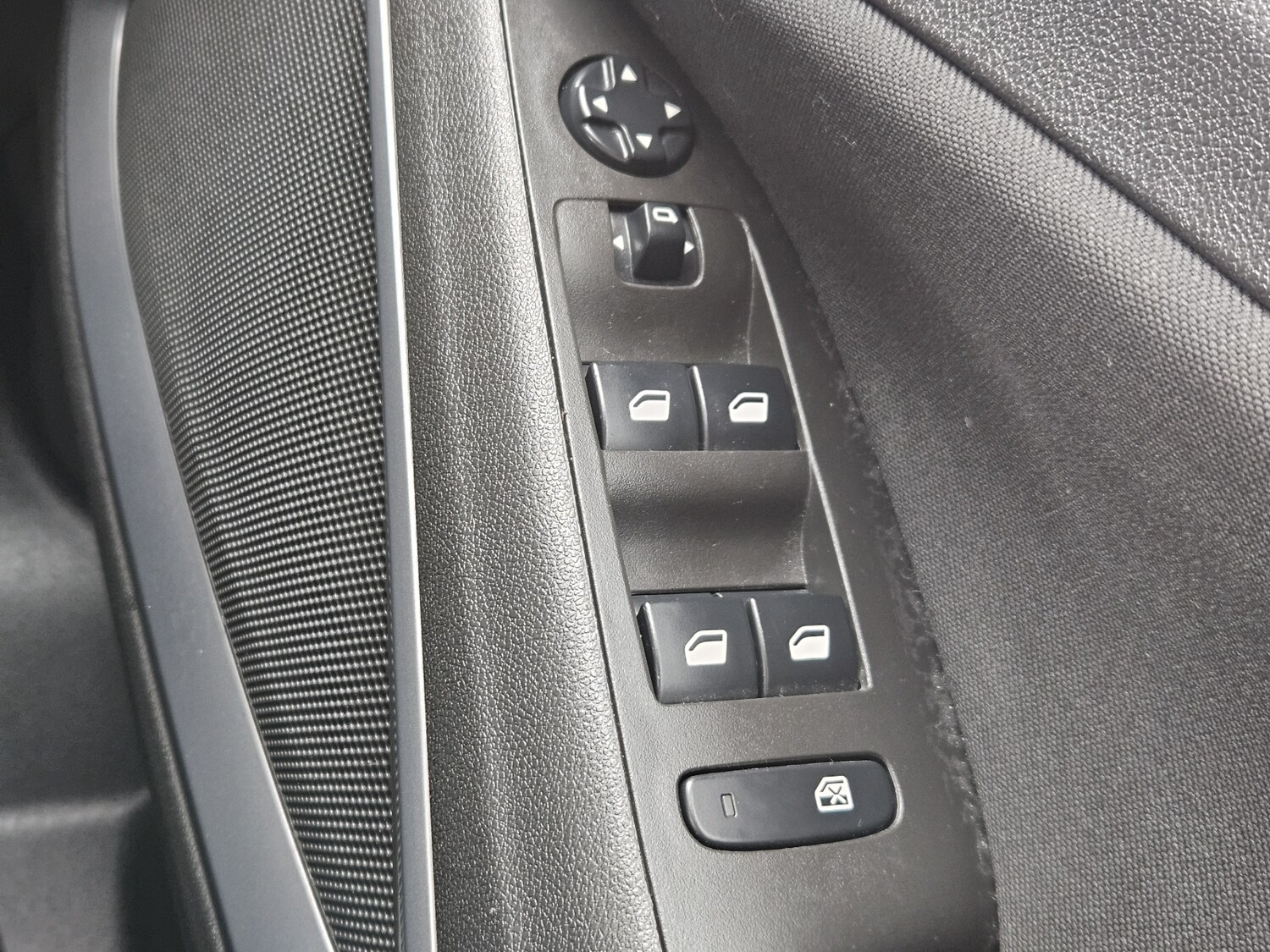 Used Vauxhall Crossland X 2018 for sale - 76321893: Photo 17