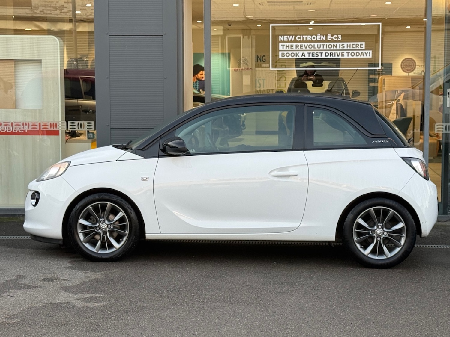 Used Vauxhall ADAM 2017 for sale - 76881699: Photo 16