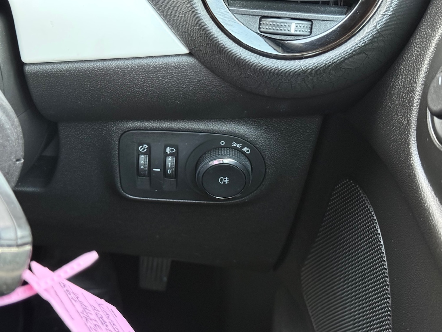 Used Vauxhall ADAM 2017 for sale - 76881699: Photo 24