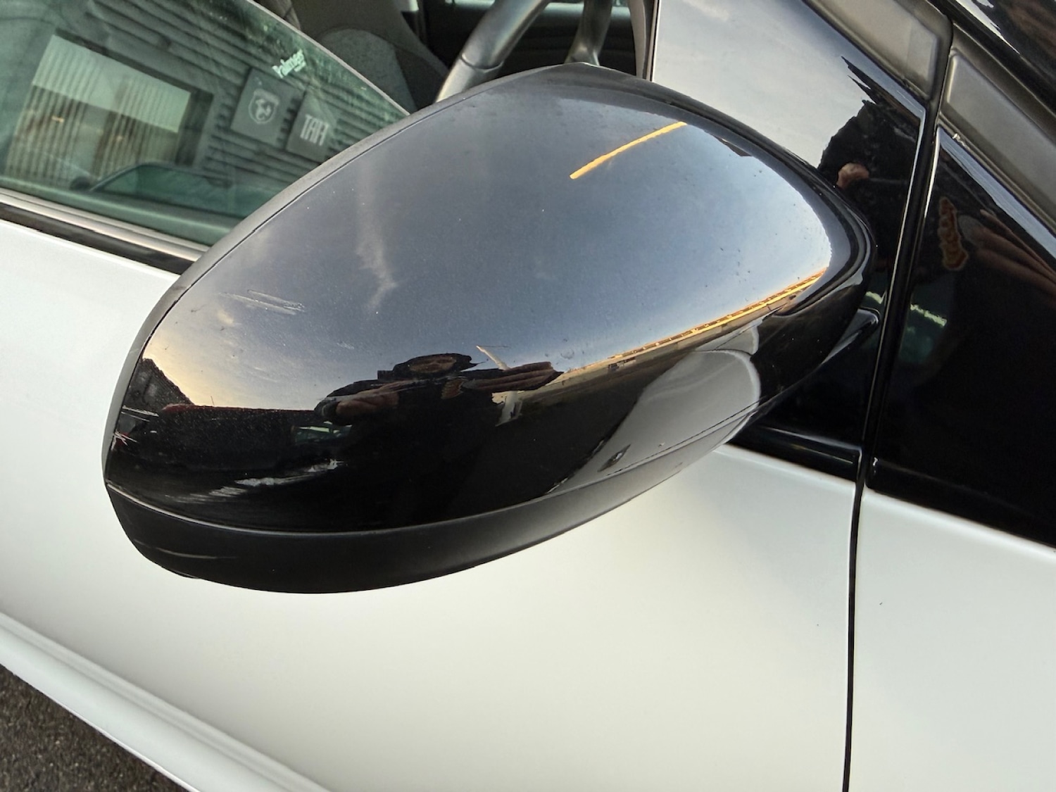 Used Vauxhall ADAM 2017 for sale - 76881699: Photo 4