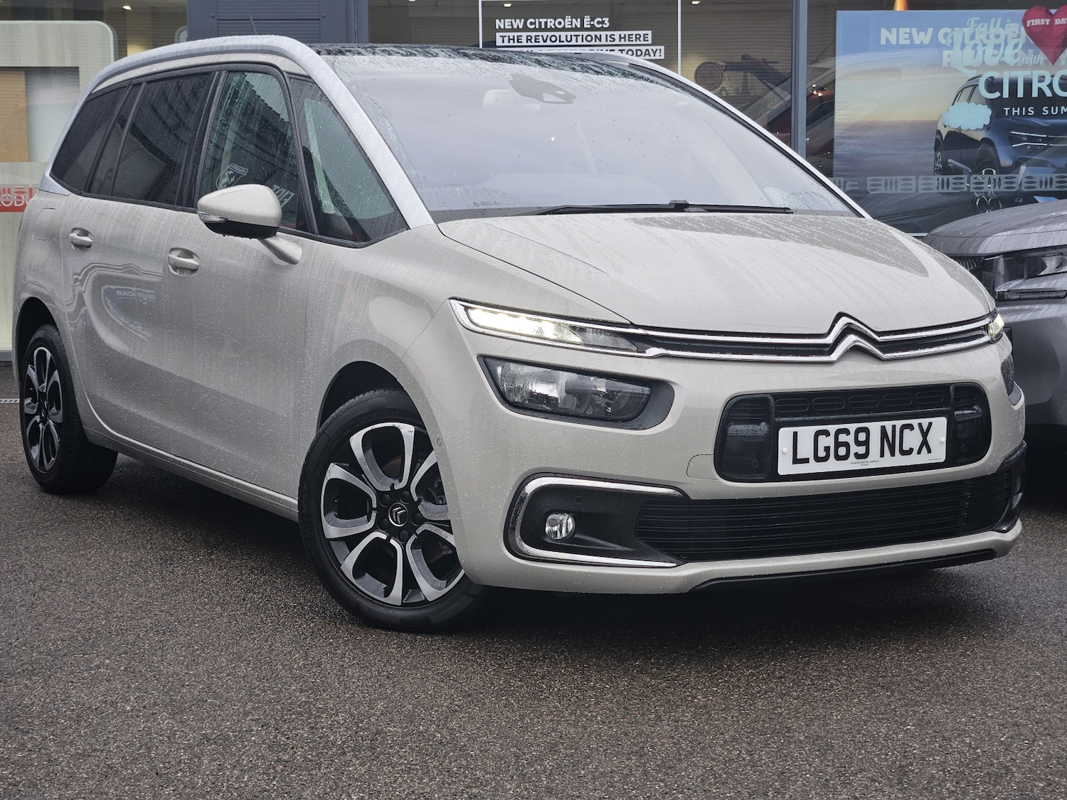 Used Citroen C4 Grand Picasso 2019 for sale - 76870177: Photo 1