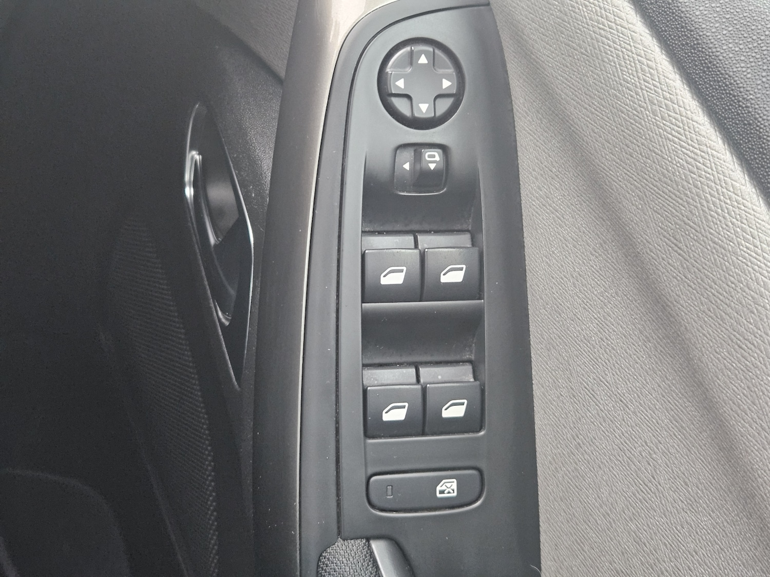 Used Citroen C4 Grand Picasso 2019 for sale - 76870177: Photo 17