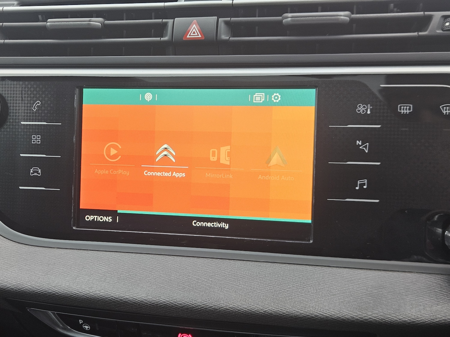 Used Citroen C4 Grand Picasso 2019 for sale - 76870177: Photo 22