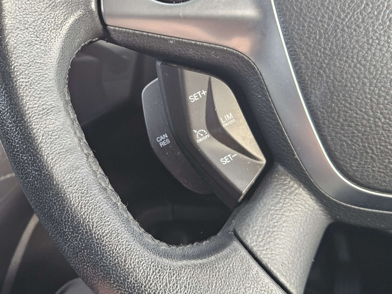 Used Ford Kuga 2016 for sale - 76261540: Photo 15