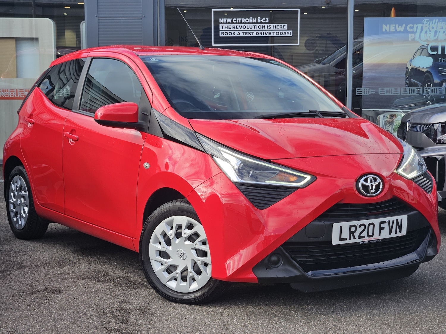 Used Toyota AYGO 2020 for sale - 76869587: Photo 2