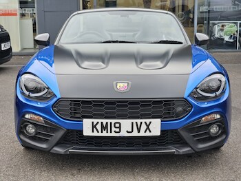 Used Abarth 124 Spider 2019 for sale - 77755639: Photo