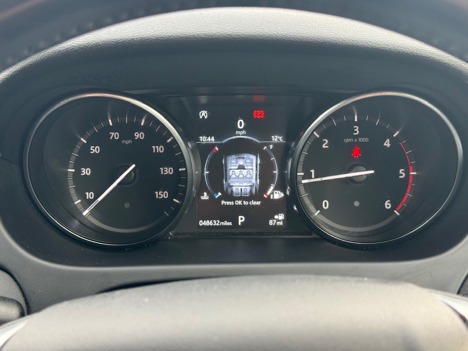 Used Land Rover Discovery Sport 2018 for sale - 76321918: Photo 2