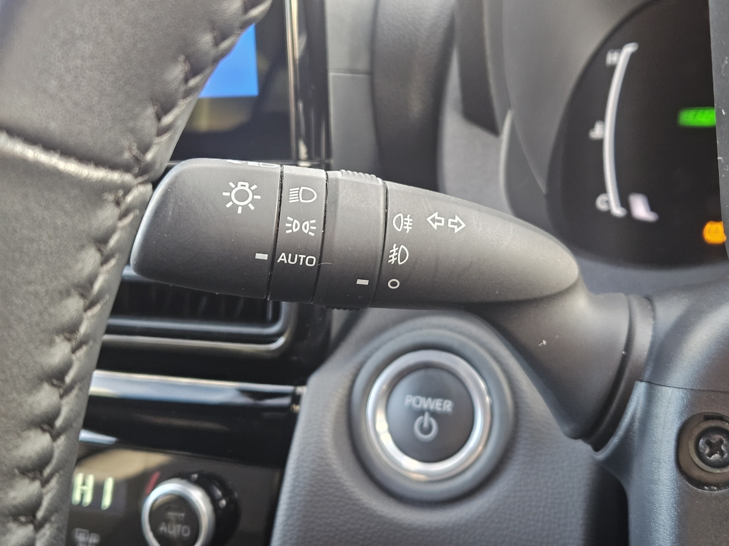 Used Toyota Yaris Cross 2024 for sale - 76873734: Photo 16