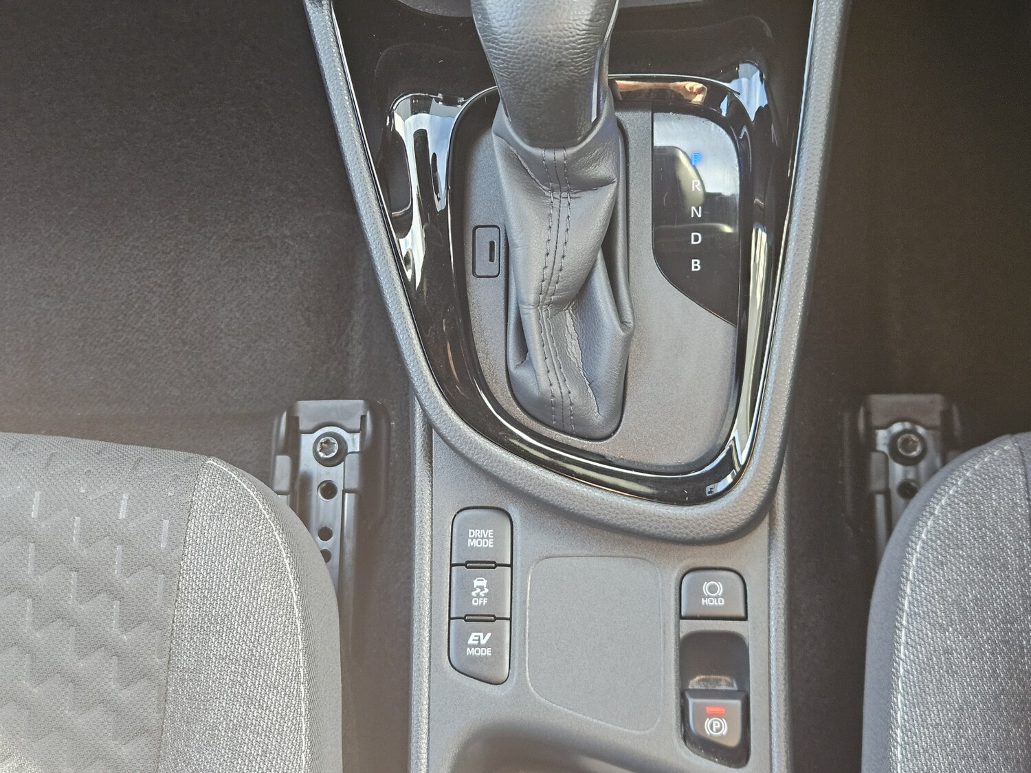 Used Toyota Yaris Cross 2024 for sale - 76873734: Photo 25