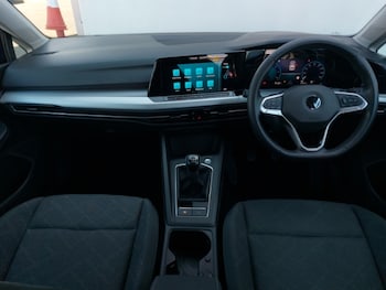 Used Volkswagen Golf 2021 for sale - 78326982: Photo