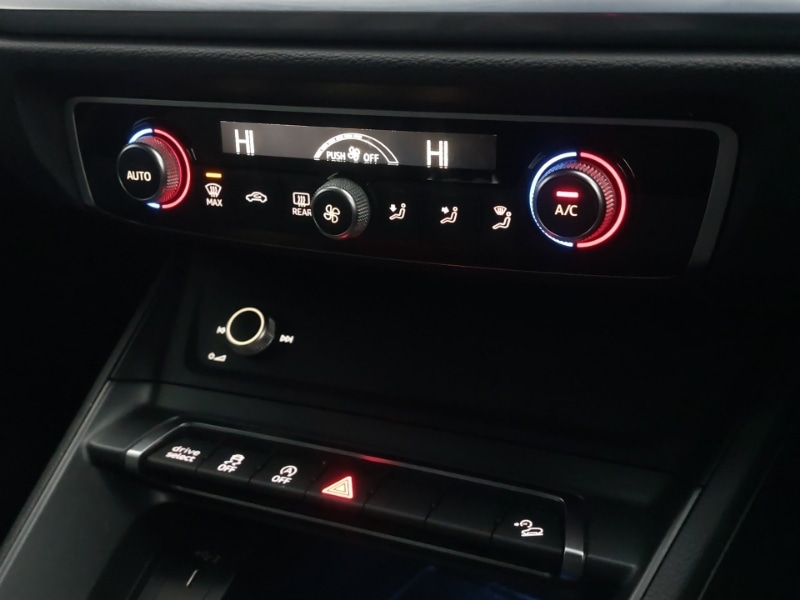 Used Audi Q3 2021 for sale - 76741810: Photo 16