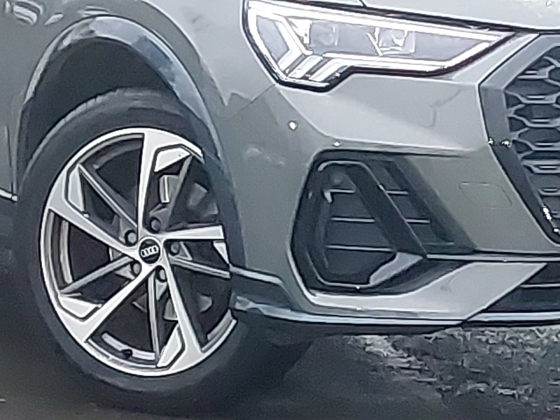 Used Audi Q3 2021 for sale - 76741810: Photo 9