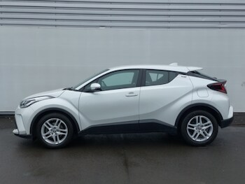 Used Toyota C-HR 2023 for sale - 78795421: Photo