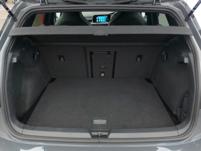 Used Volkswagen Golf 2024 for sale - 77816080: Photo 8