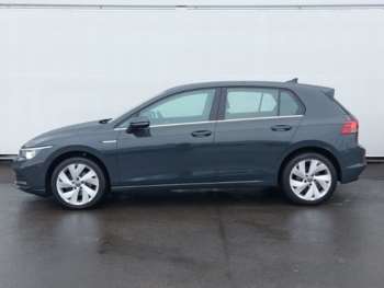 Used Volkswagen Golf 2021 for sale - 74400404: Photo