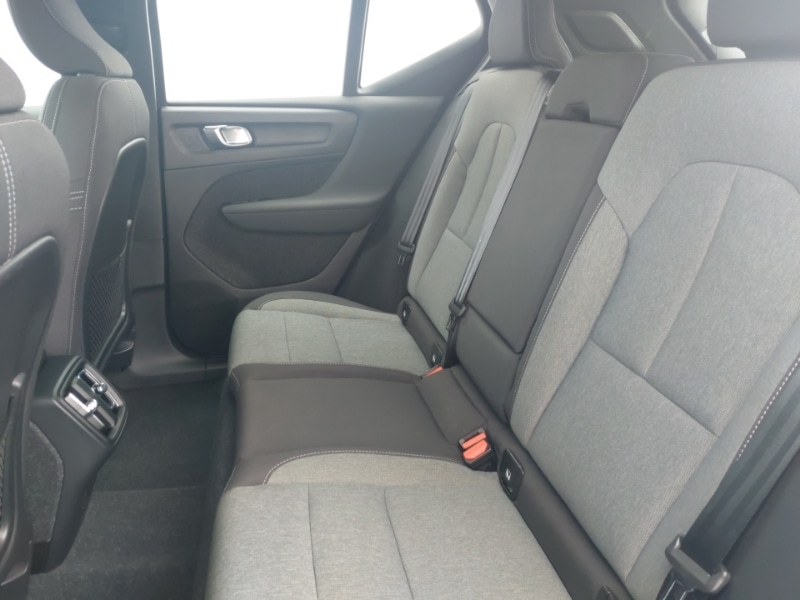 Used Volvo XC40 2023 for sale - 76362164: Photo 6