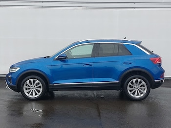Used Volkswagen T-Roc 2025 for sale - 79420429: Photo