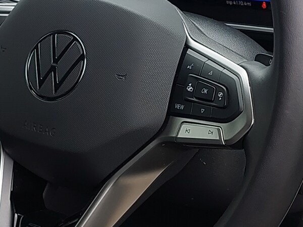 Used Volkswagen T-Roc 2024 for sale - 74907992: Photo 13