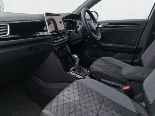 Used Volkswagen T-Roc 2024 for sale - 74907992: Photo 5