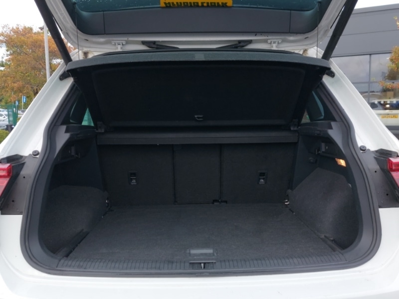 Used Volkswagen Tiguan 2020 for sale - 76180619: Photo 8